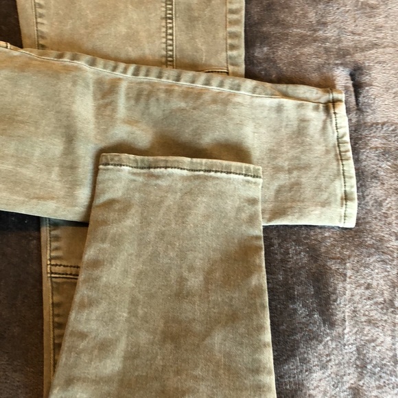 Women’s size 6 American Eagle outfitters green jeans - Picture 3 of 12